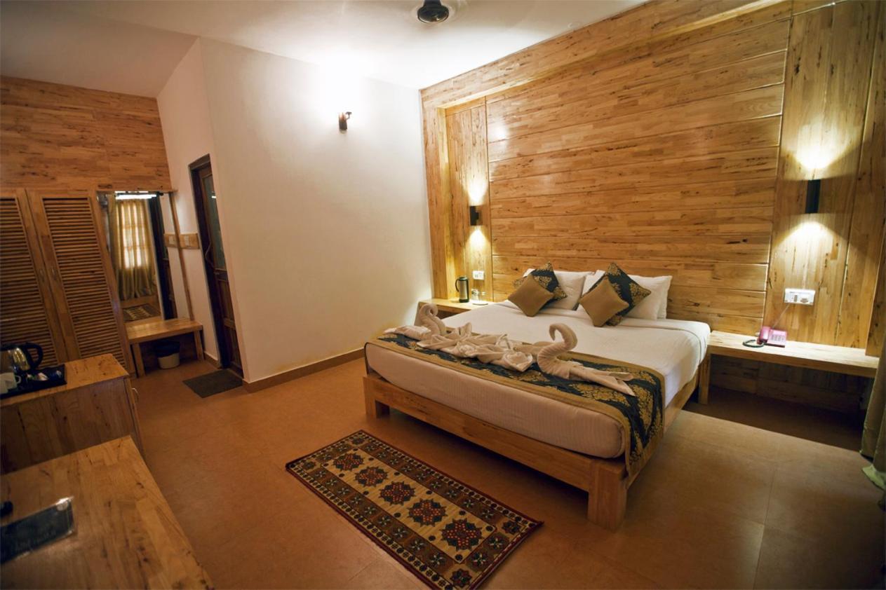 Symphony Palms Beach Resort And Spa Govind Nagar Exterior foto